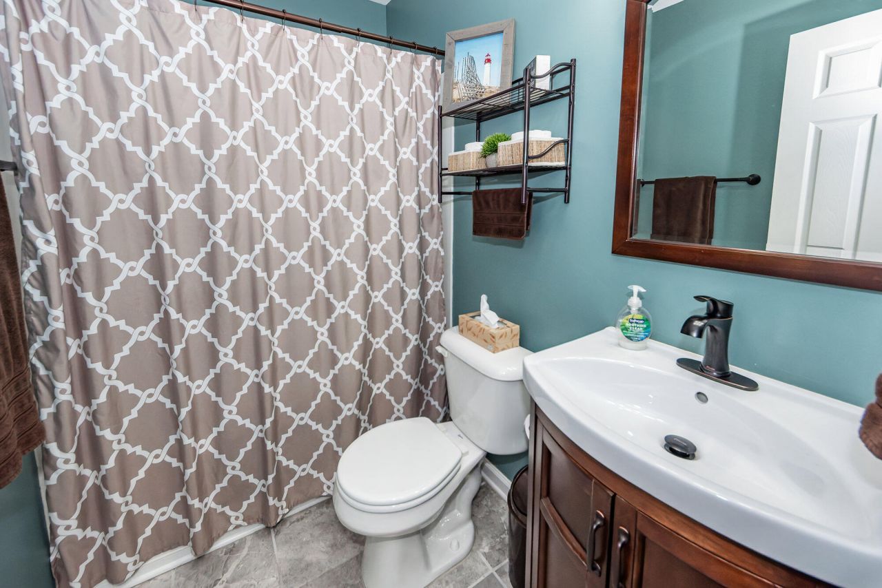 5024 Thornton Drive Photo 24