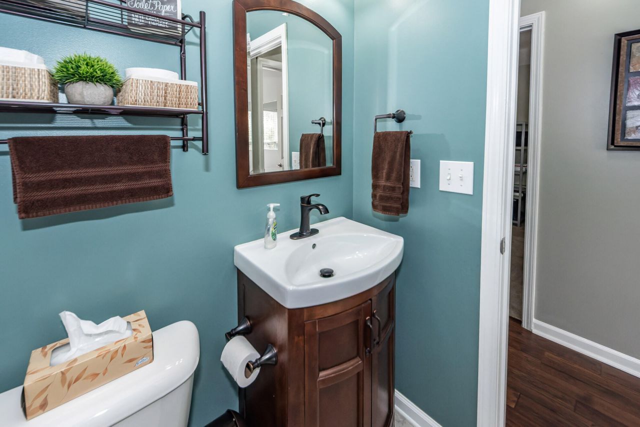 5024 Thornton Drive Photo 25