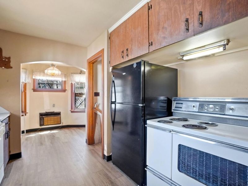 162 S Southampton Avenue , Columbus, OH 43204 Photo 13