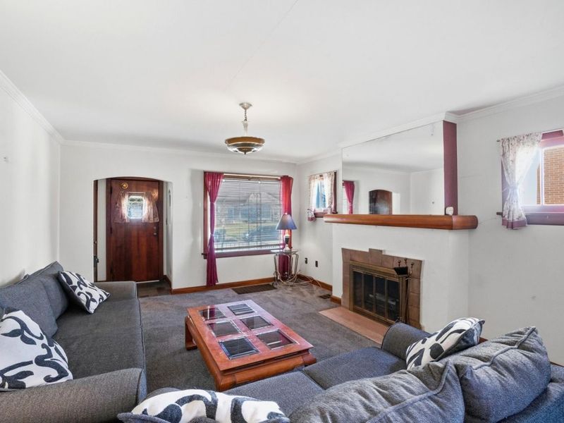 162 S Southampton Avenue , Columbus, OH 43204 Photo 8