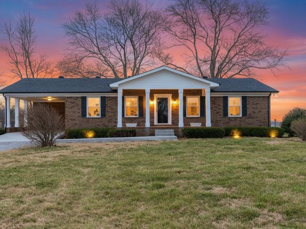 8412 Highway 41 N, Adams, TN 37010