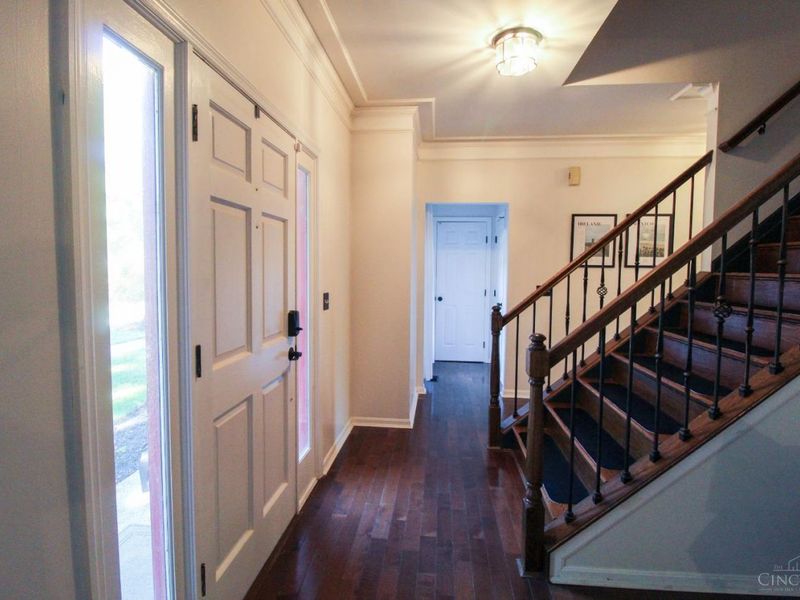 1513 Charleston Lane, Miami Twp, OH 45140 Photo 6