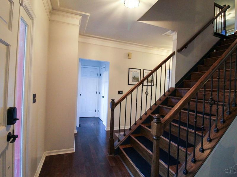 1513 Charleston Lane, Miami Twp, OH 45140 Photo 7