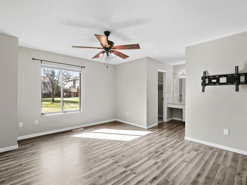 9477 Colegate Way, West Chester, OH 45011 Photo 21