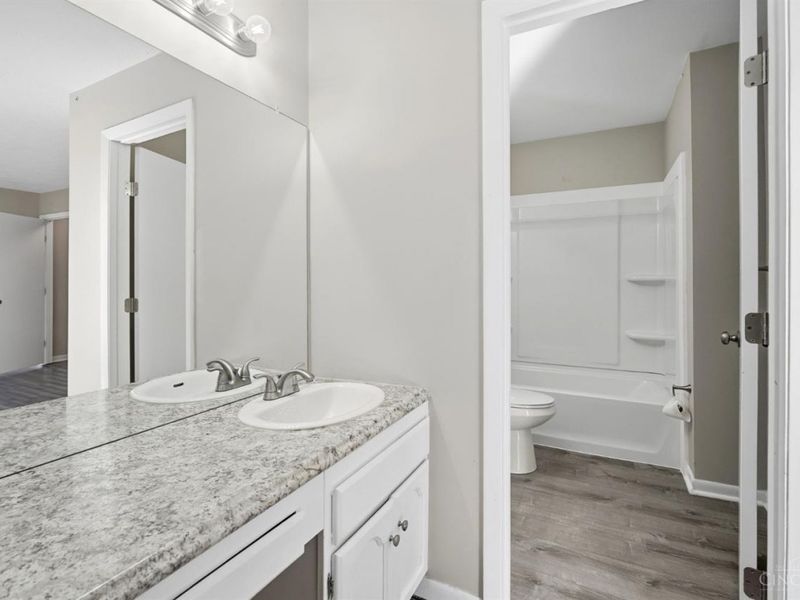 9477 Colegate Way, West Chester, OH 45011 Photo 25