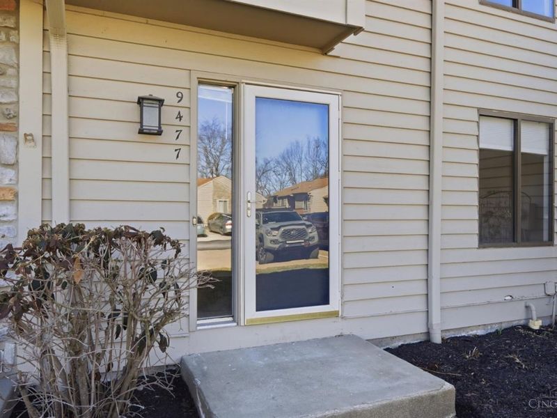 9477 Colegate Way, West Chester, OH 45011 Photo 3