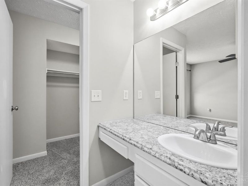 9477 Colegate Way, West Chester, OH 45011 Photo 36