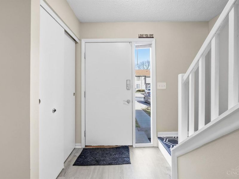 9477 Colegate Way, West Chester, OH 45011 Photo 4