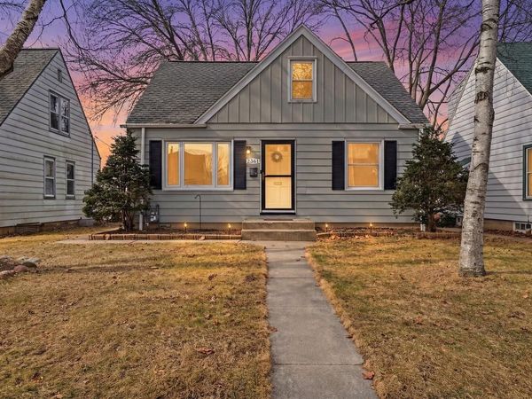 3261 N 86th STREET, Milwaukee, WI 53222