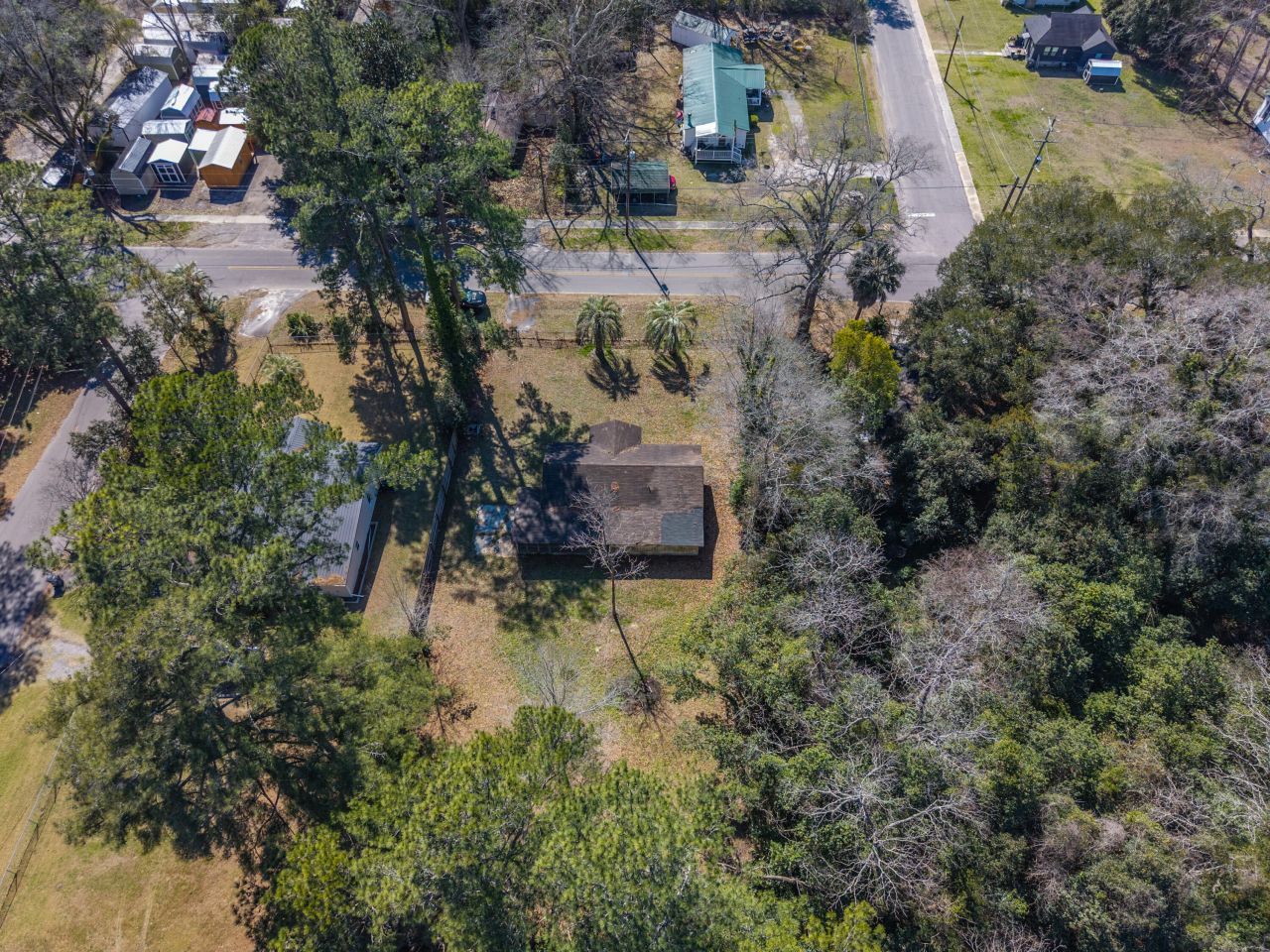 700 Peake Street Photo 31