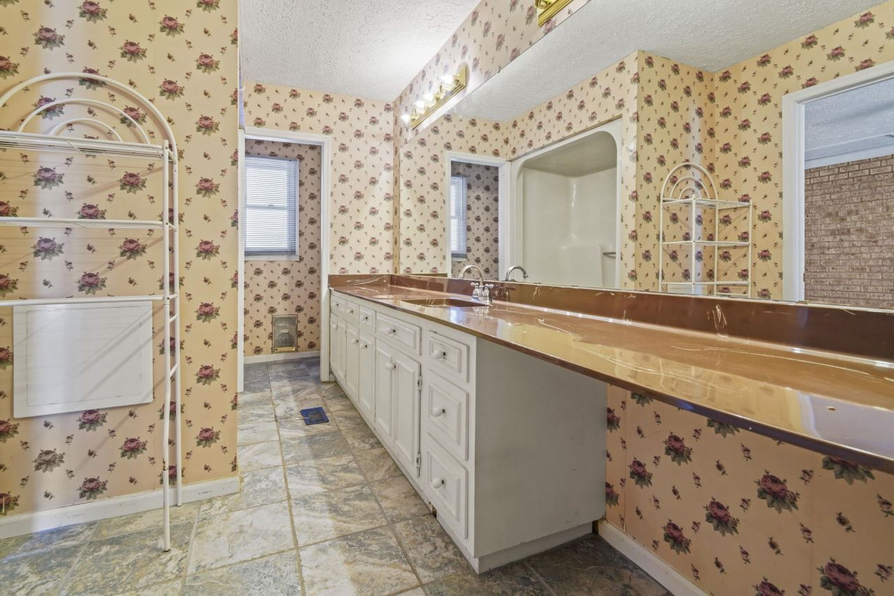 409 Pearl St.  Photo 10