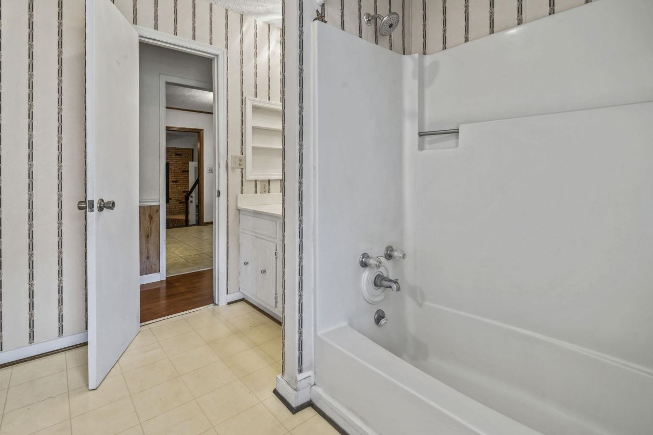 409 Pearl St.  Photo 20