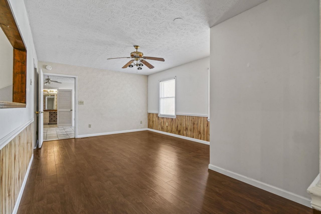 409 Pearl St.  Photo 7