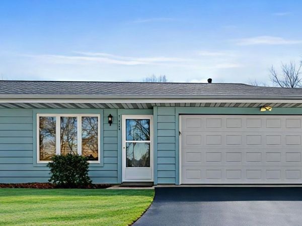 1419 12th Street W, Hastings, MN 55033