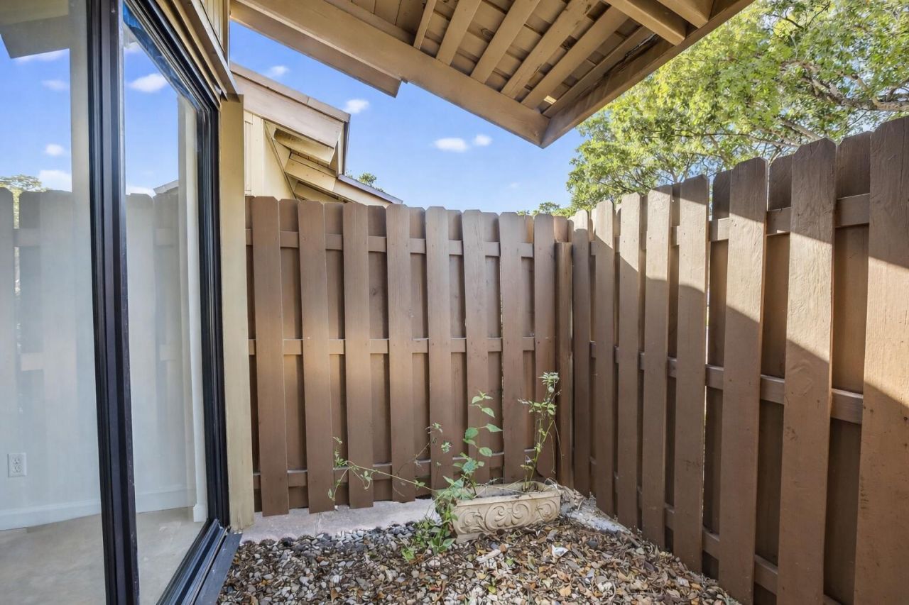 8042 SW 21st Place, Unit 8042, Davie, FL 33324 Photo