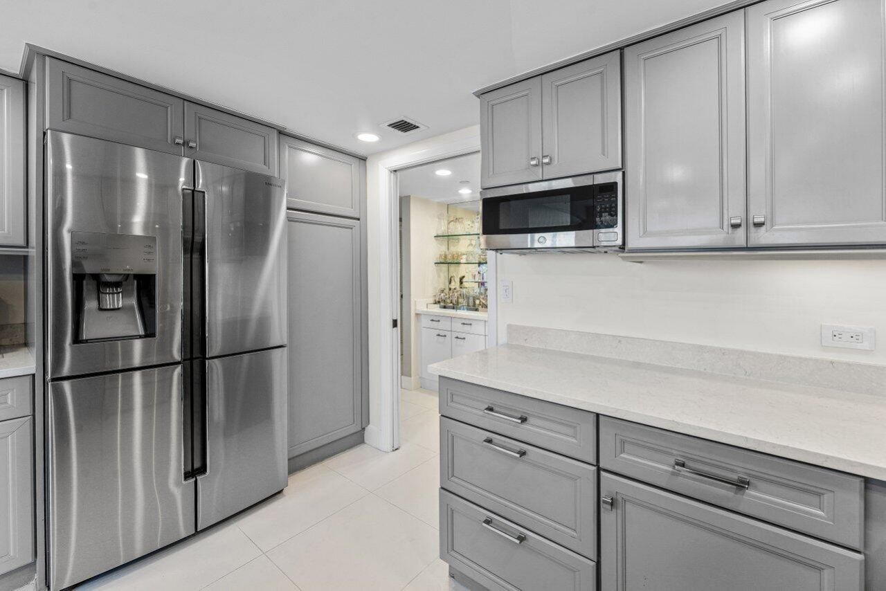 529 S Flagler Drive, Unit 8g, West Palm Beach, FL 33401 Photo