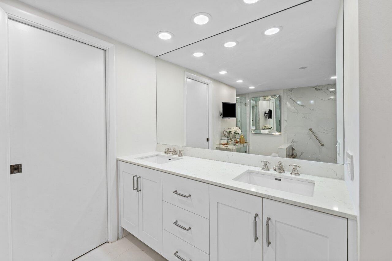 529 S Flagler Drive, Unit 8g, West Palm Beach, FL 33401 Photo