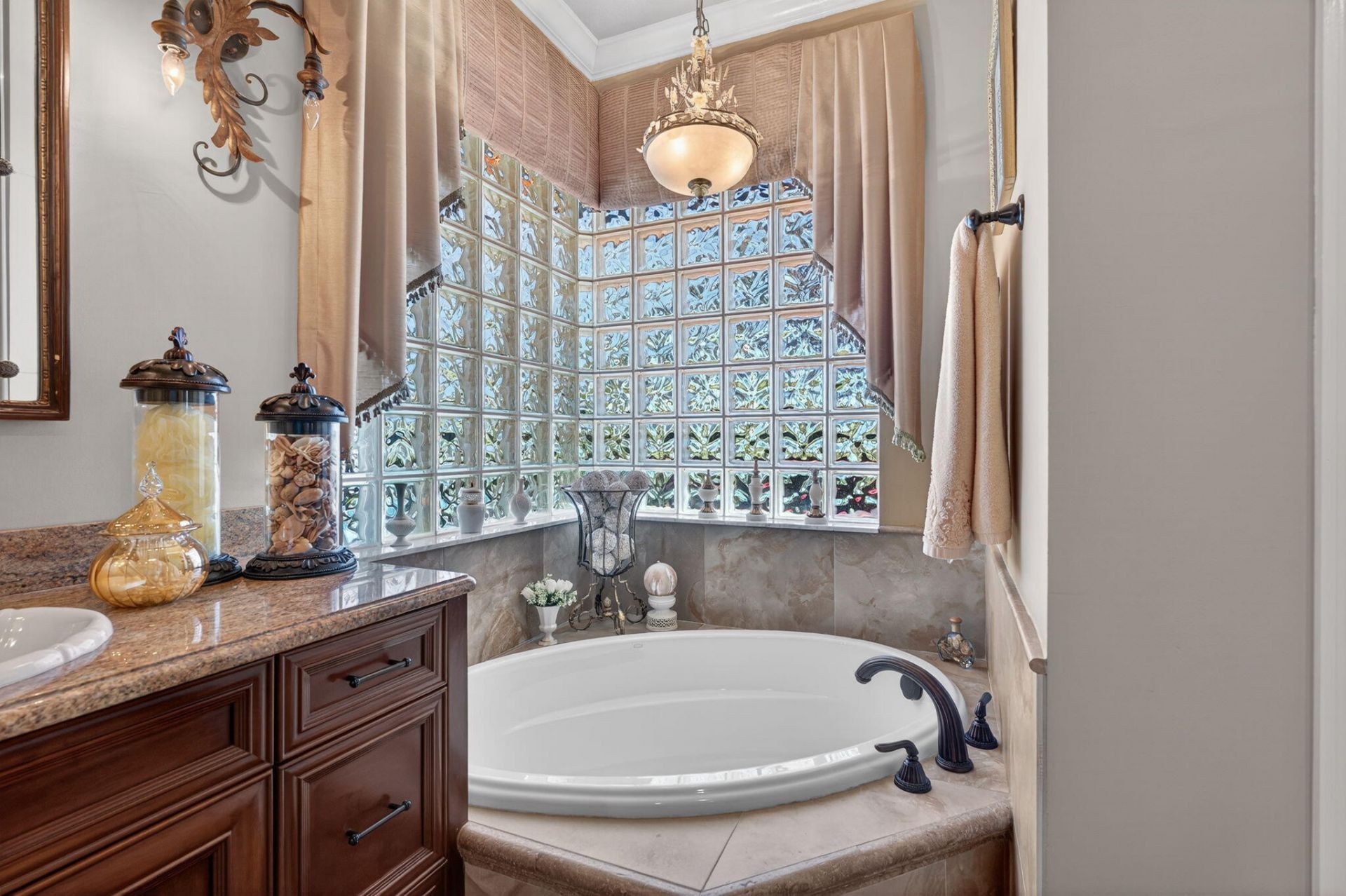 8080 Desmond Drive, Boynton Beach, FL 33472 Photo