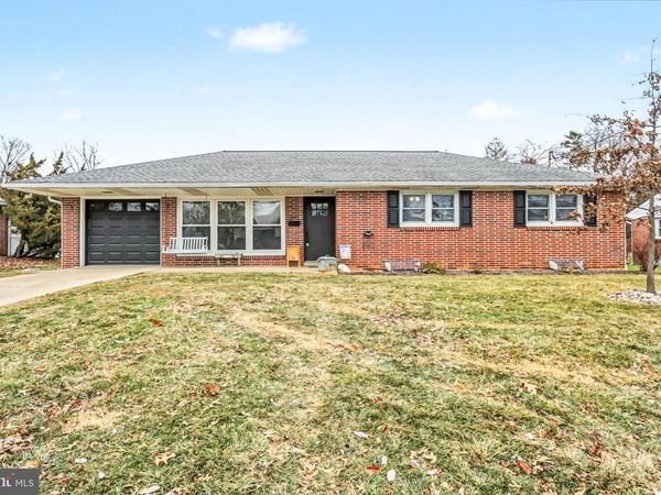 930 S GREEN STREET, PALMYRA, PA 17078