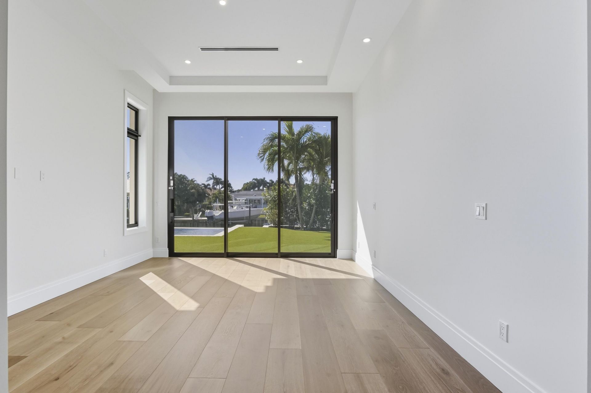 2442 Bay Circle, Palm Beach Gardens, FL 33410 Photo