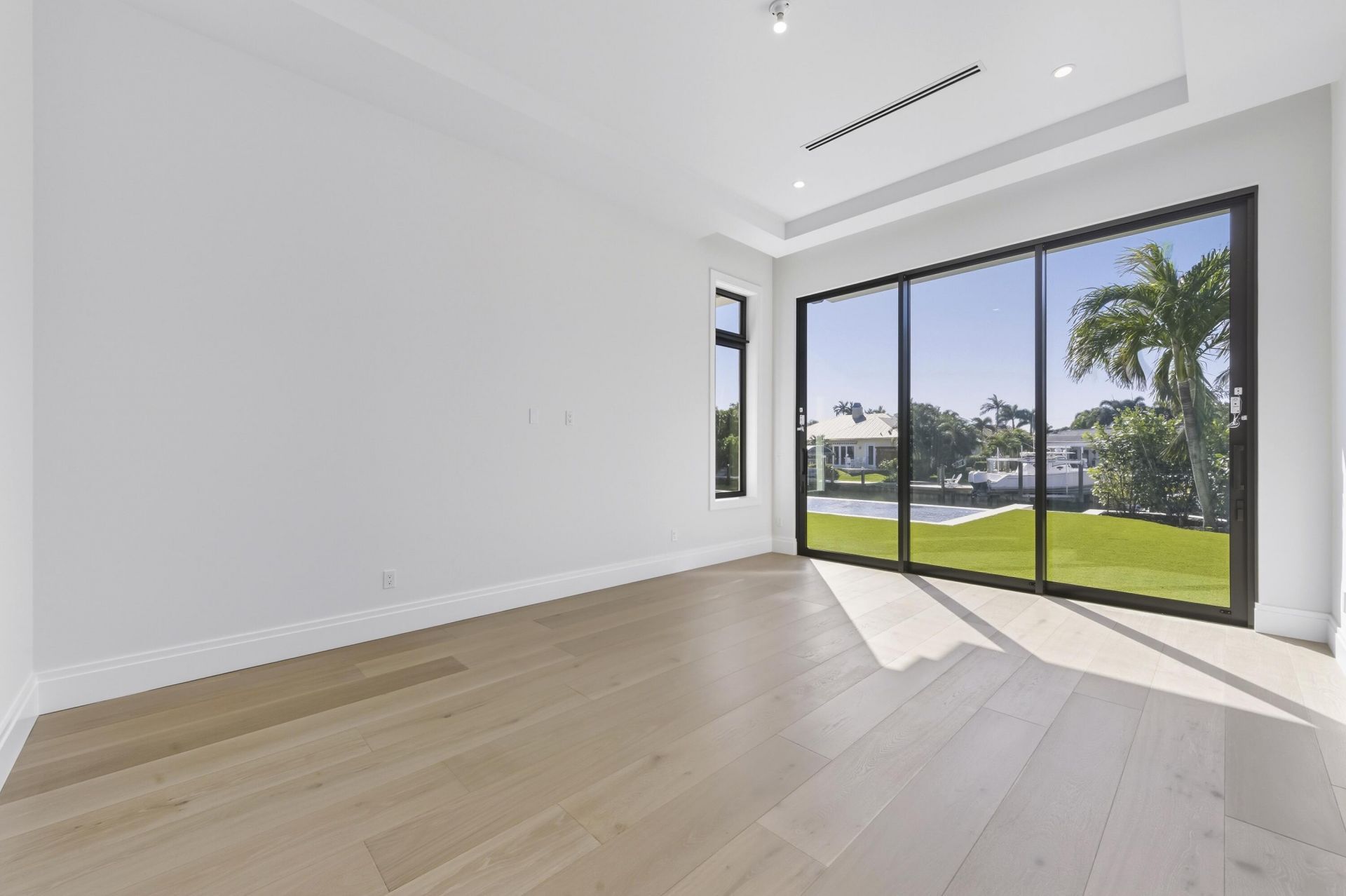 2442 Bay Circle, Palm Beach Gardens, FL 33410 Photo