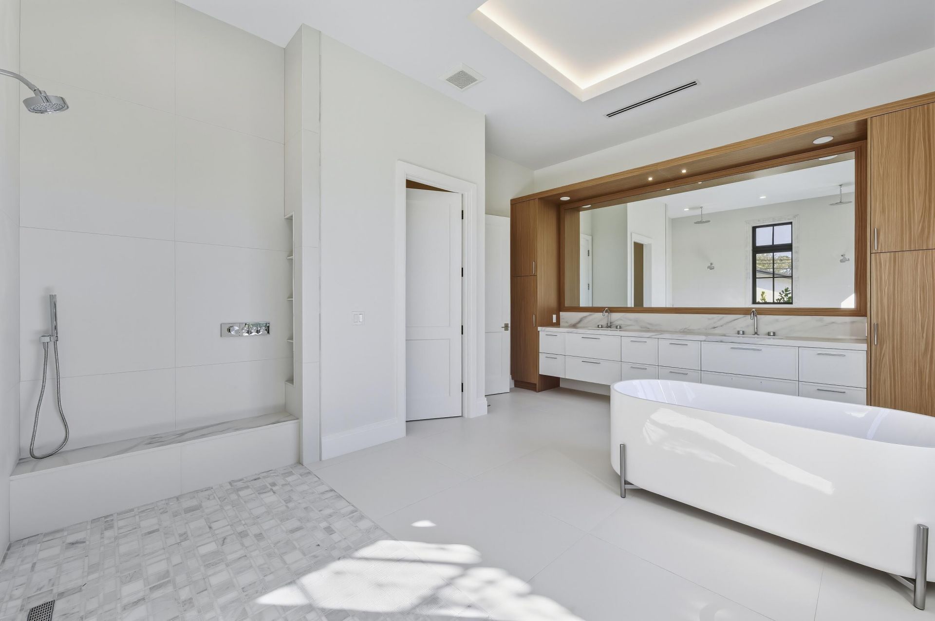 2442 Bay Circle, Palm Beach Gardens, FL 33410 Photo