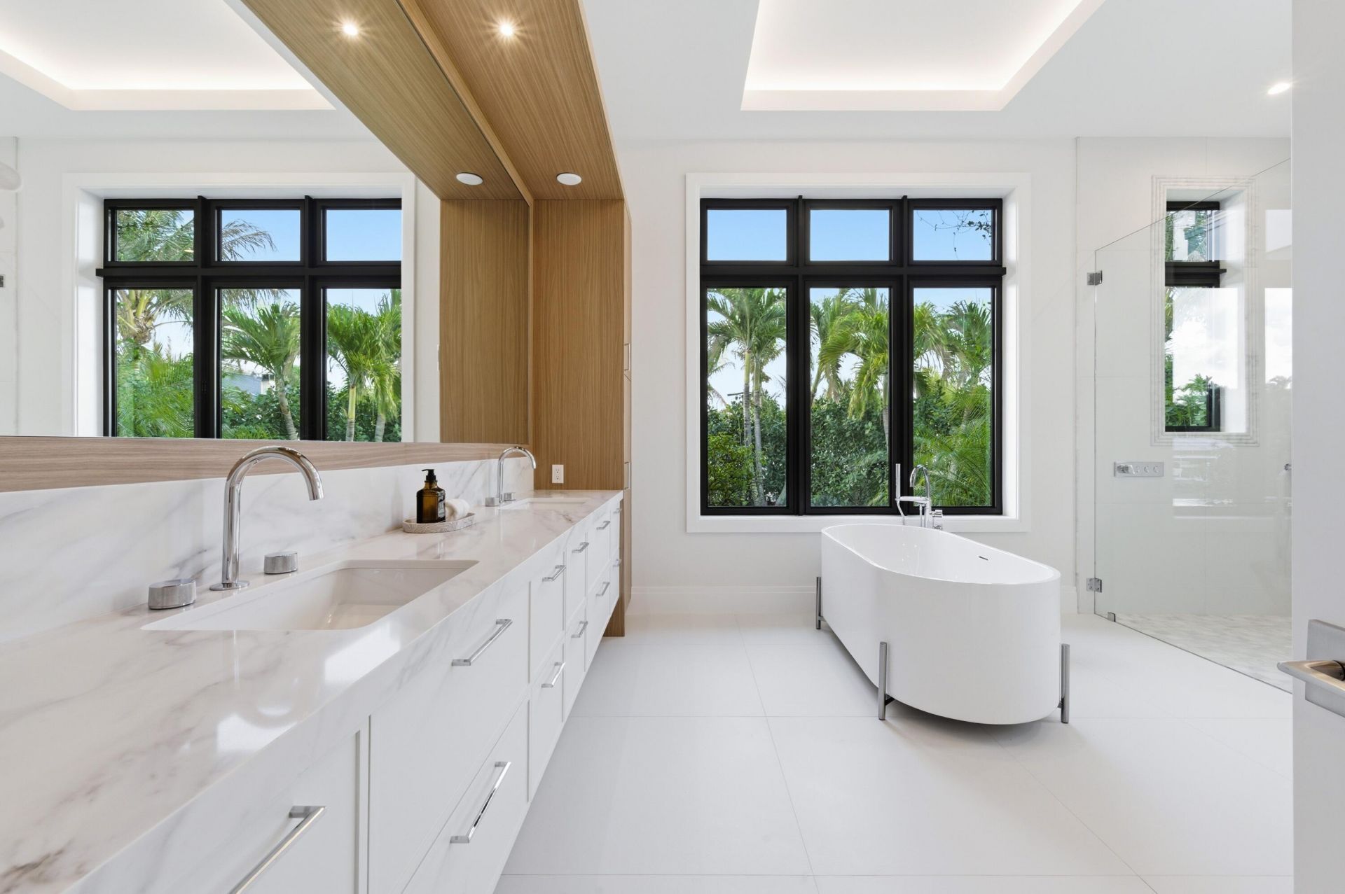 2442 Bay Circle, Palm Beach Gardens, FL 33410 Photo