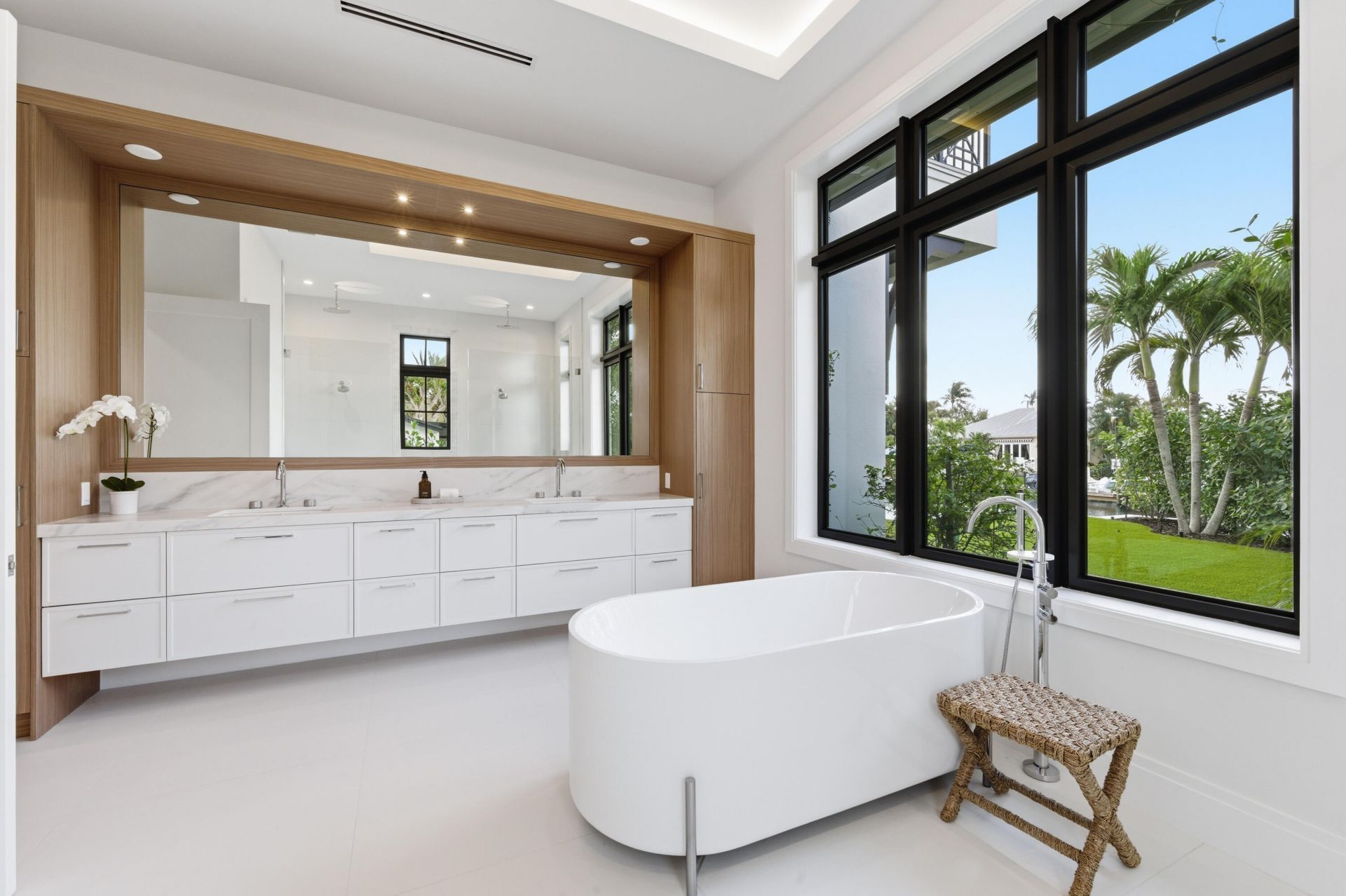 2442 Bay Circle, Palm Beach Gardens, FL 33410 Photo