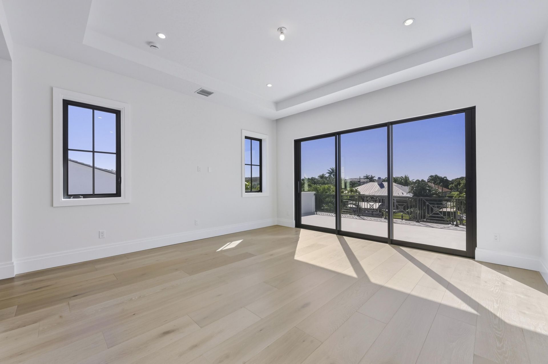 2442 Bay Circle, Palm Beach Gardens, FL 33410 Photo