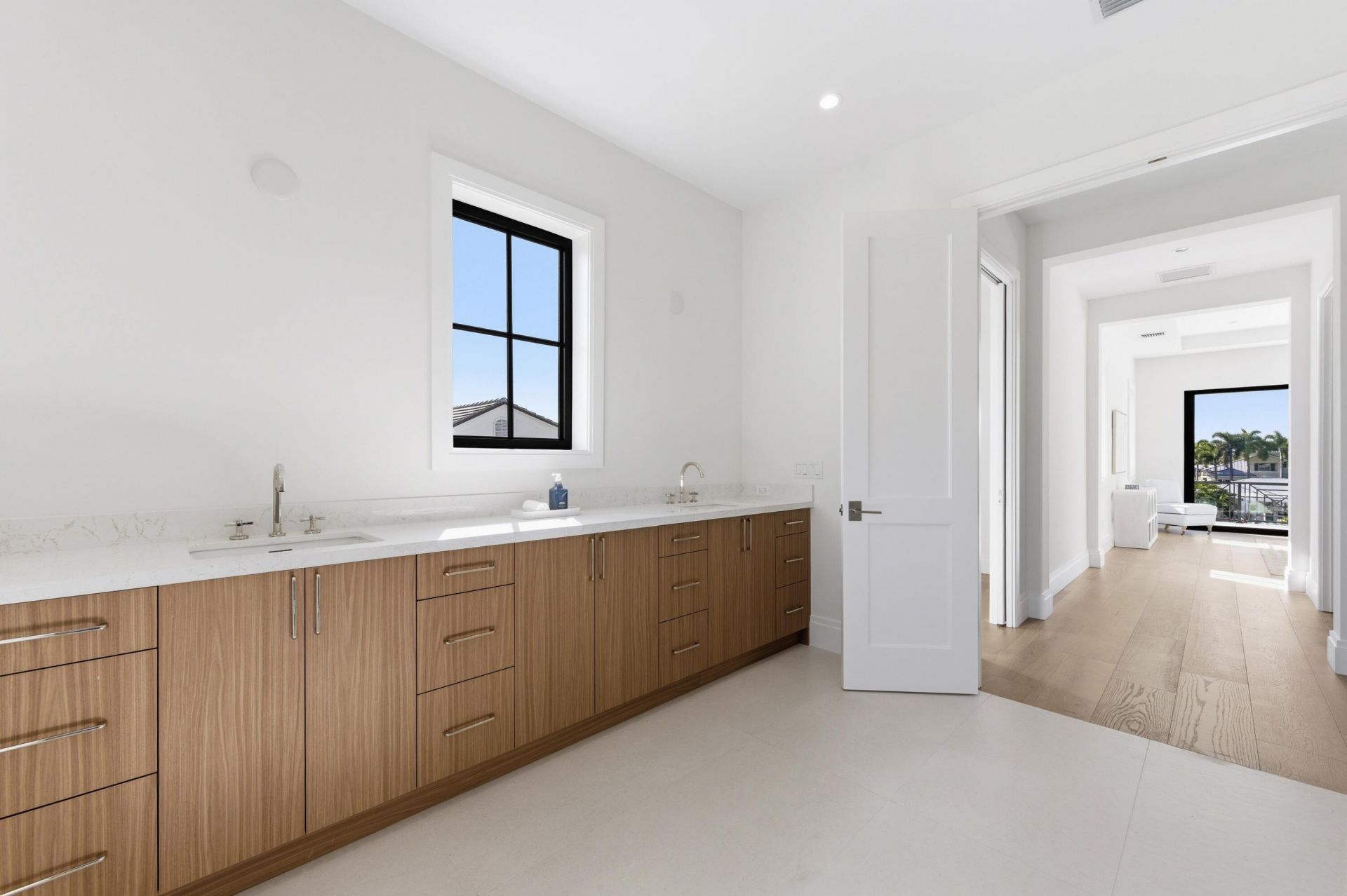 2442 Bay Circle, Palm Beach Gardens, FL 33410 Photo