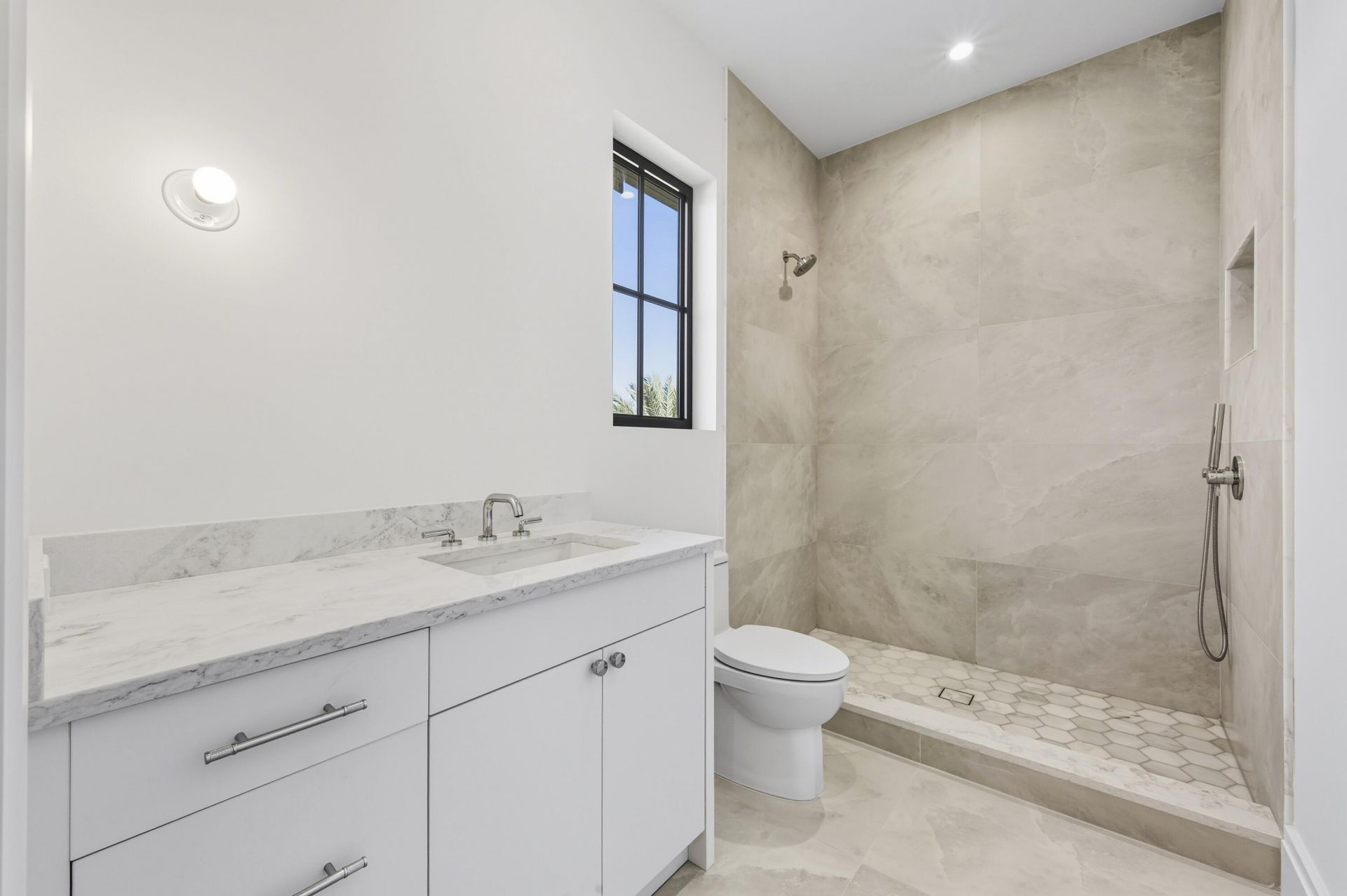 2442 Bay Circle, Palm Beach Gardens, FL 33410 Photo