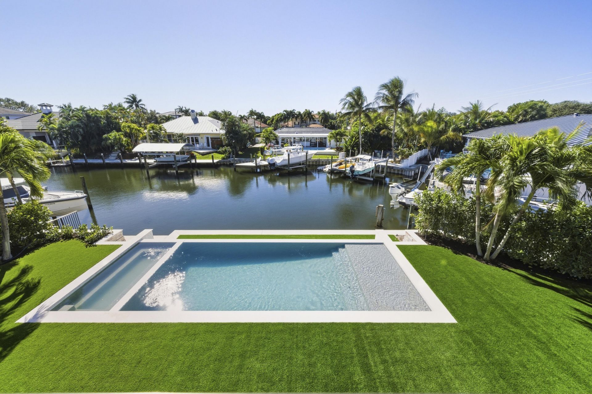 2442 Bay Circle, Palm Beach Gardens, FL 33410 Photo