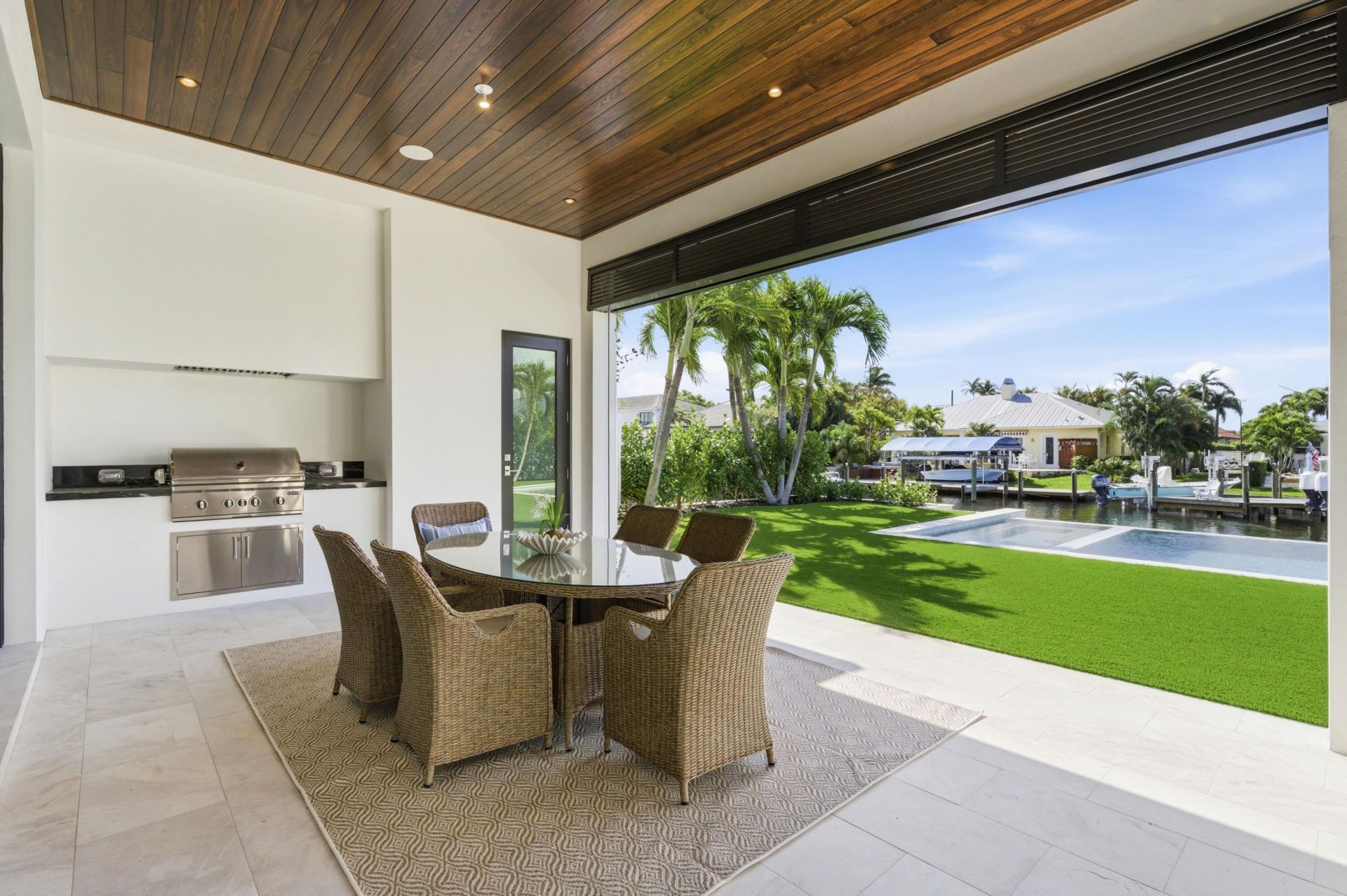 2442 Bay Circle, Palm Beach Gardens, FL 33410 Photo