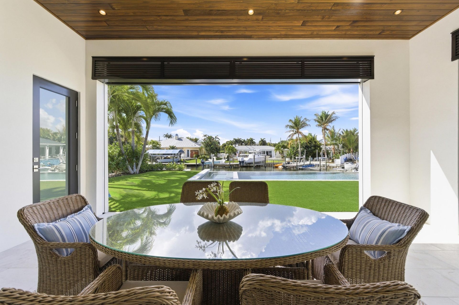 2442 Bay Circle, Palm Beach Gardens, FL 33410 Photo