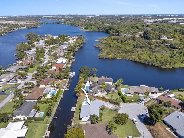 6797 Bayshore Drive, Lake Worth, FL 33462