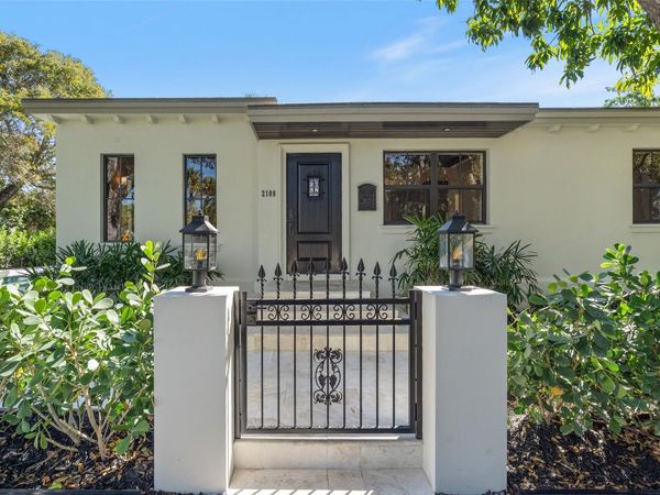 2100 Lake Ave, West Palm Beach, FL 33401