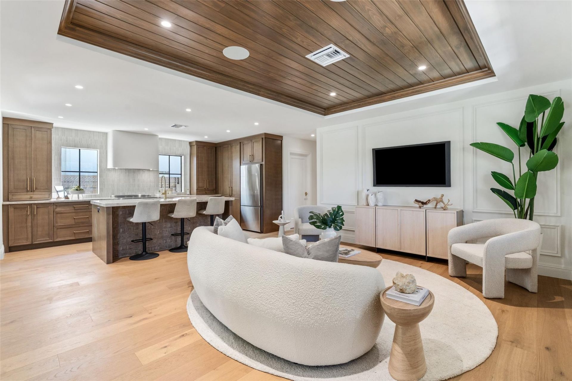 2100 Lake Avenue, West Palm Beach, FL 33401 Photo