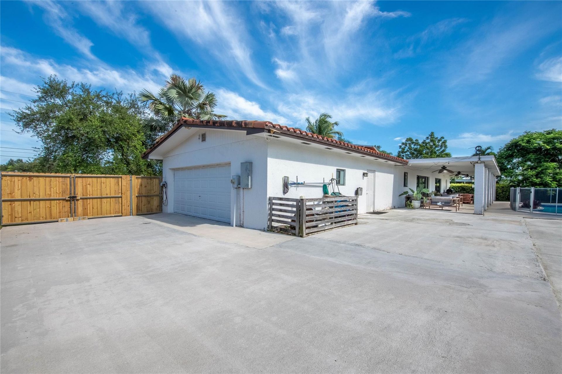 16670 SW 90th Avenue, Palmetto Bay, FL 33157 Photo