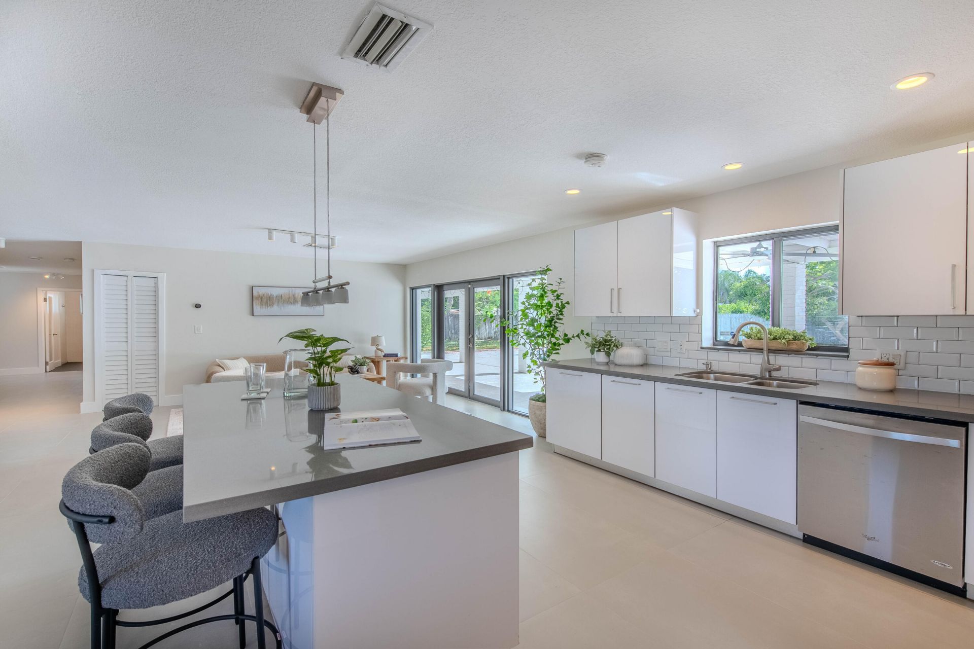16670 SW 90th Avenue, Palmetto Bay, FL 33157 Photo