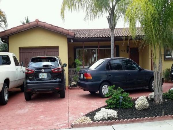 707 N 46th Avenue, Hollywood, FL 33021