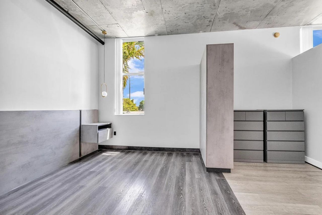 2100 Van Buren Street, Unit 203, Hollywood, FL 33020 Photo