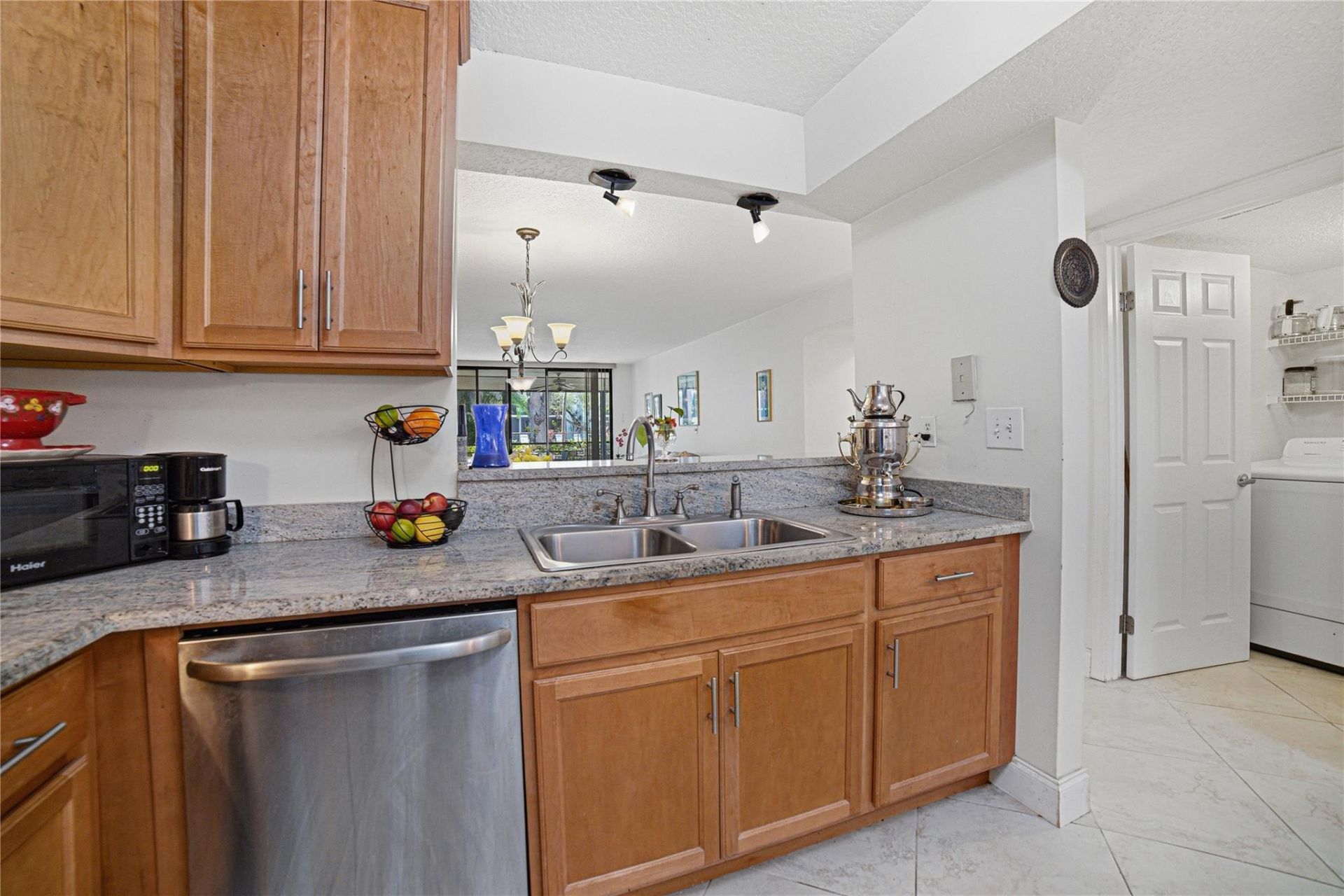 7653 NW 79th Avenue, Unit 114, Tamarac, FL 33321 Photo