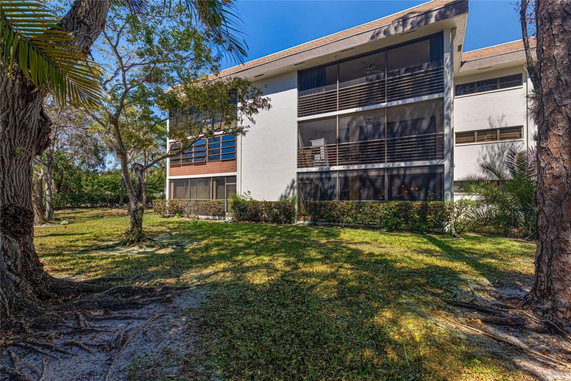 7653 NW 79th Avenue, Unit 114, Tamarac, FL 33321 Photo