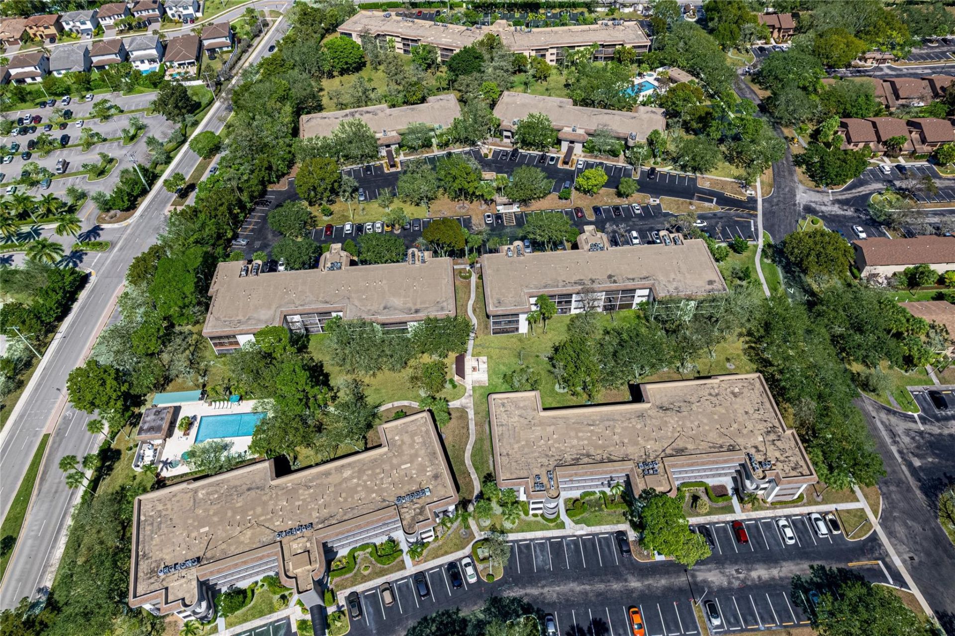 7653 NW 79th Avenue, Unit 114, Tamarac, FL 33321 Photo