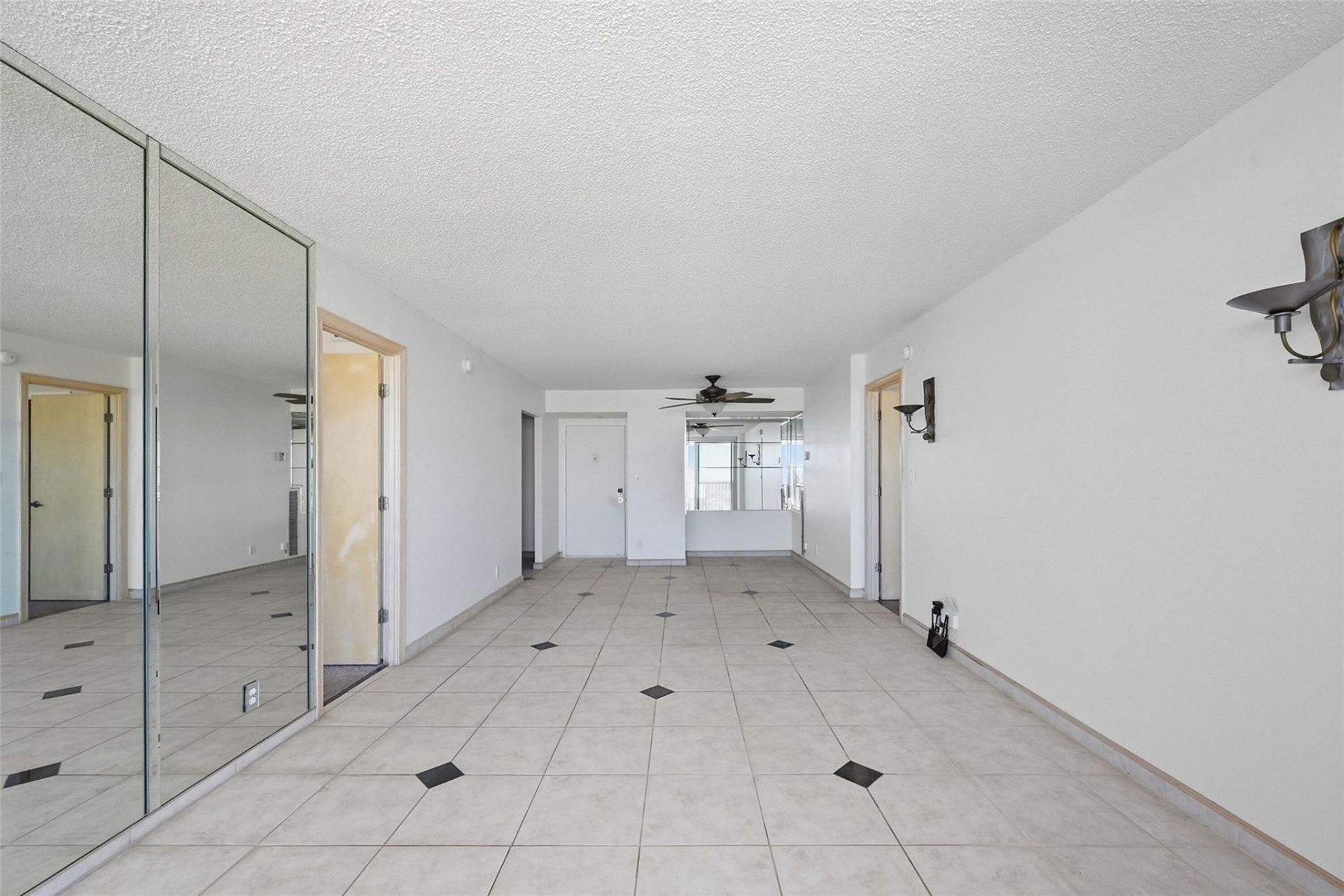 531 N Ocean Boulevard, Unit 1907, Pompano Beach, FL 33062 Photo