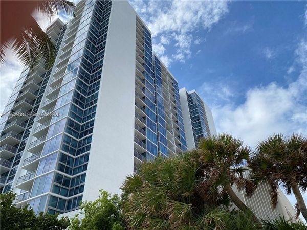 2655 Collins Ave, Unit 1404, Miami Beach, FL 33140