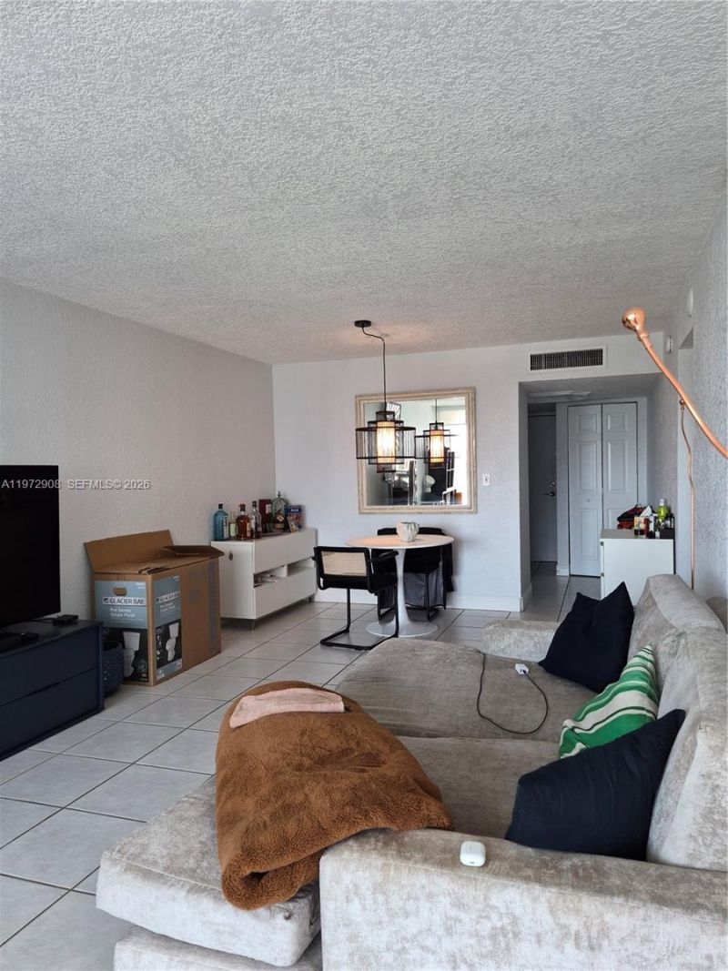 2655 Collins Ave, Unit 1404, Miami Beach, FL 33140 Photo