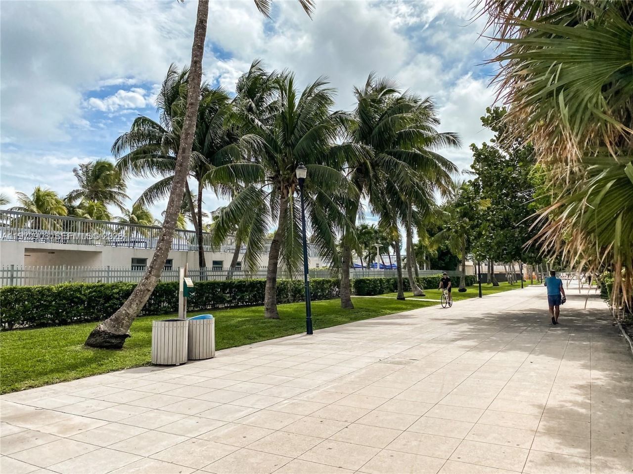 2655 Collins Ave, Unit 1404, Miami Beach, FL 33140 Photo