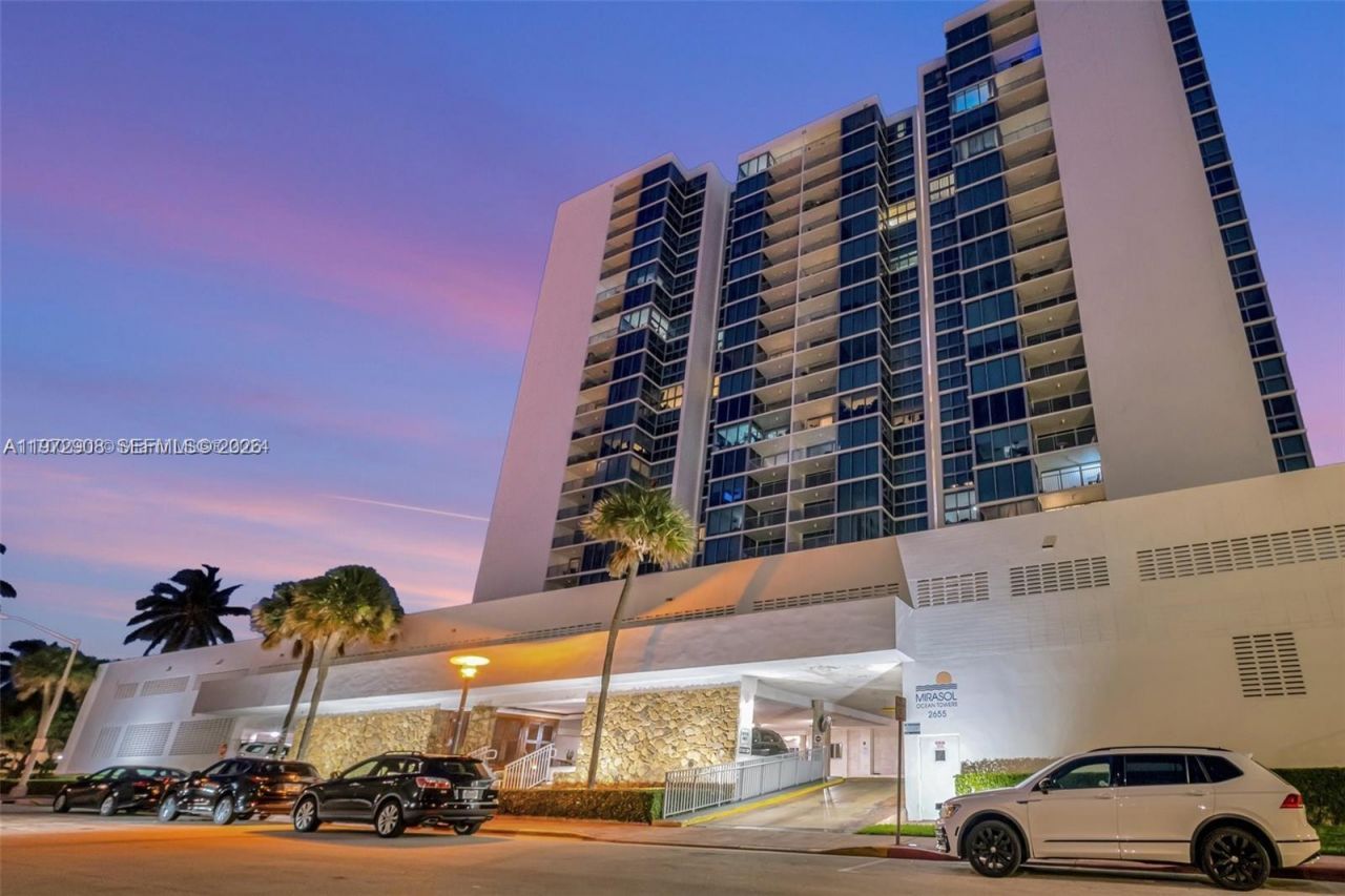 2655 Collins Ave, Unit 1404, Miami Beach, FL 33140 Photo