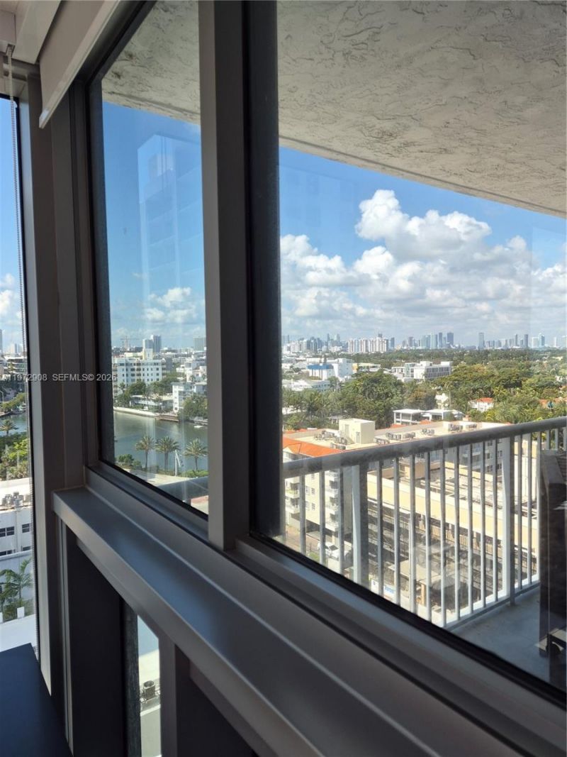 2655 Collins Ave, Unit 1404, Miami Beach, FL 33140 Photo